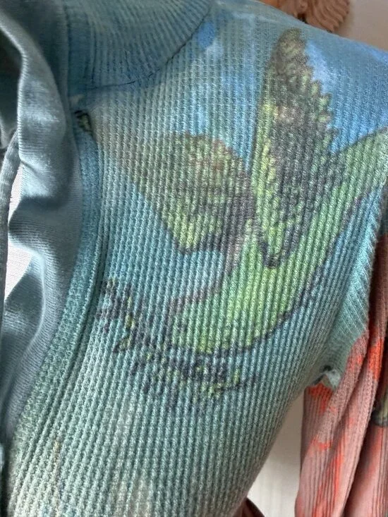 Butterfly Dropout Hoodie Top Small Boho Colorful Graphic V-Neck Pullover Mermaid - Picture 9 of 9